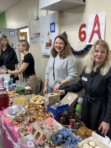 Новогодняя благотворительная ярмарка